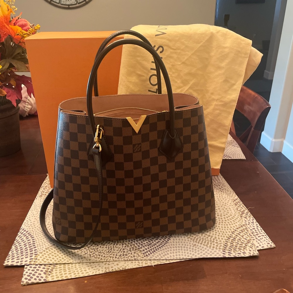 Louis Vuitton Kensington